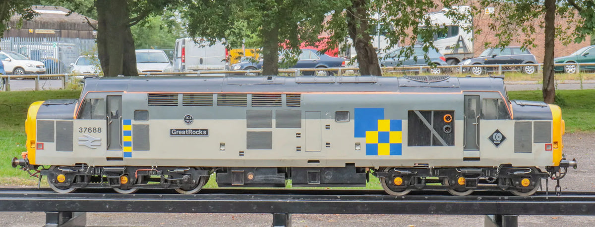 5 inch gauge Class 37 "Great Rocks" battery-electric