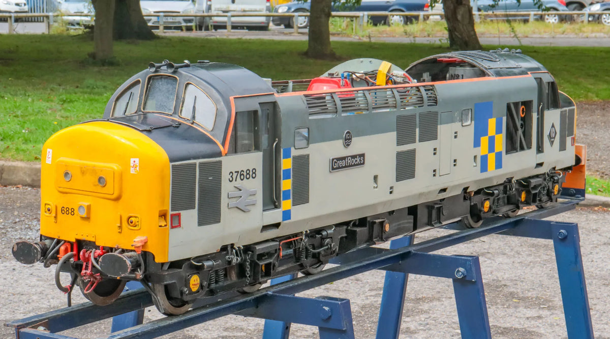 5 inch gauge Class 37 "Great Rocks" battery-electric