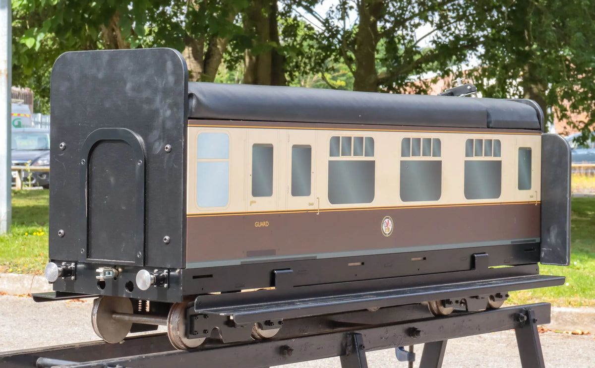7 1/4 inch gauge AME Mk1 coach