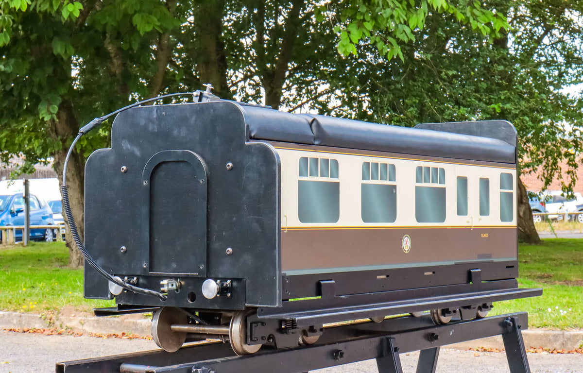 7 1/4 inch gauge AME Mk1 coach