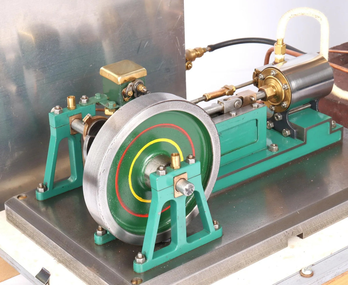 Small steam plant with horizontal engine