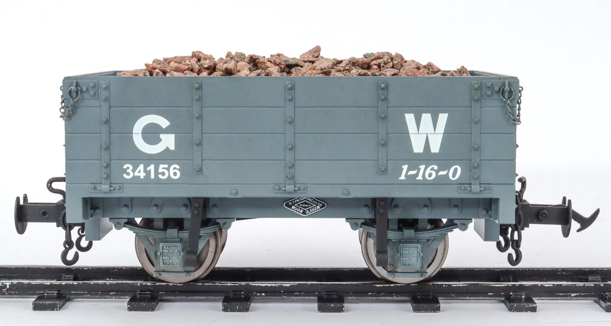 Six 32/45mm narrow gauge Welshpool & Llanfair wagons