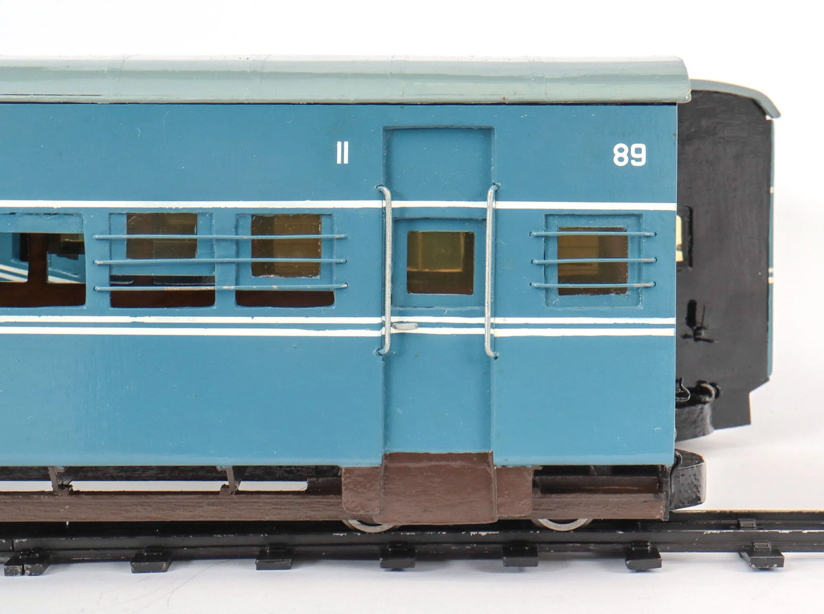 Five 32mm narrow gauge Darjeeling & Himalayan Railway coaches