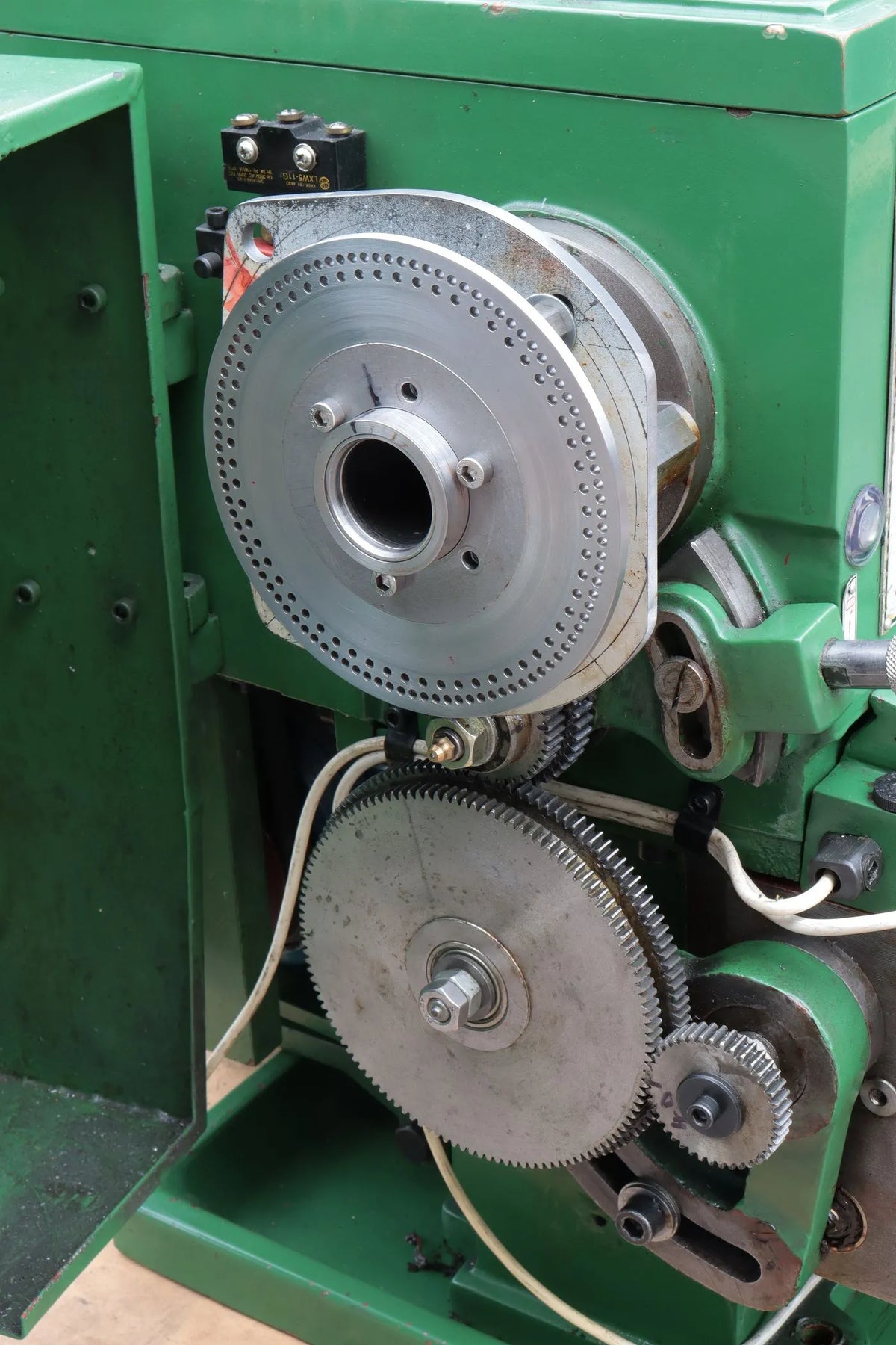 Warco BH600 Lathe with stand