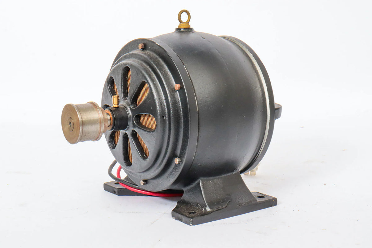 3 inch scale dynamo