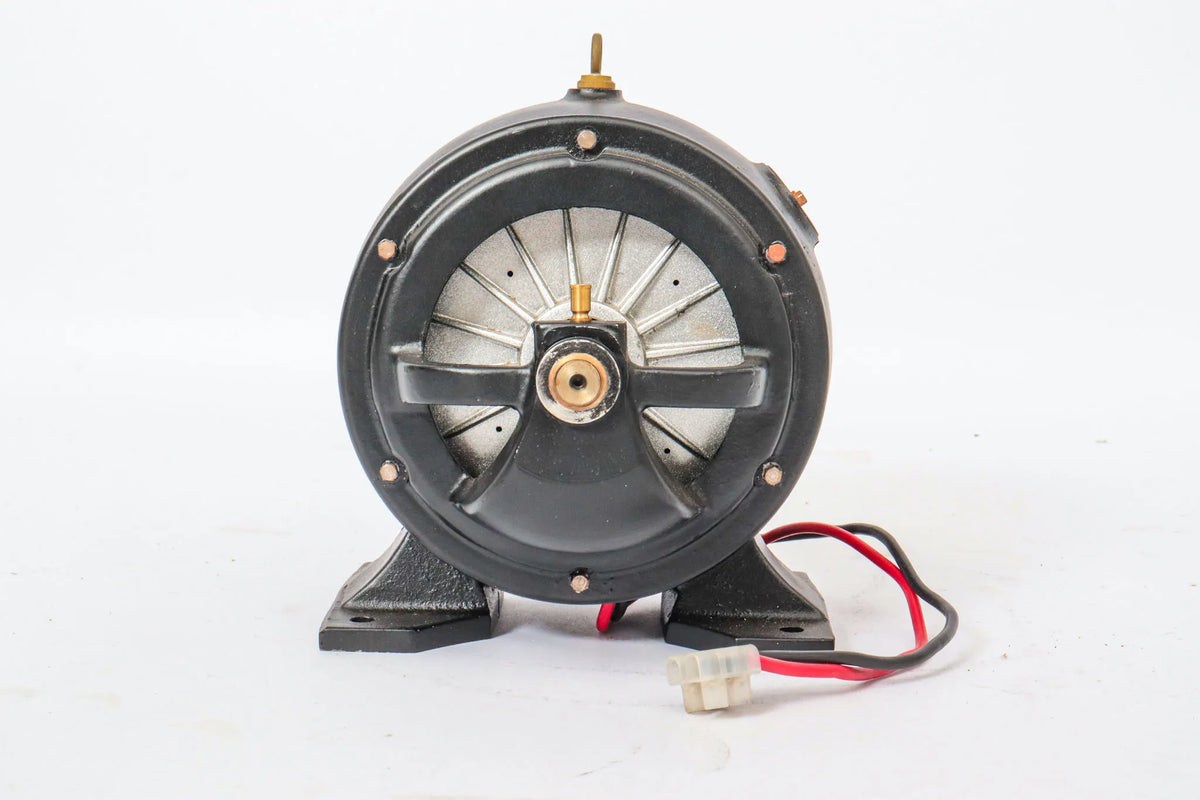3 inch scale dynamo