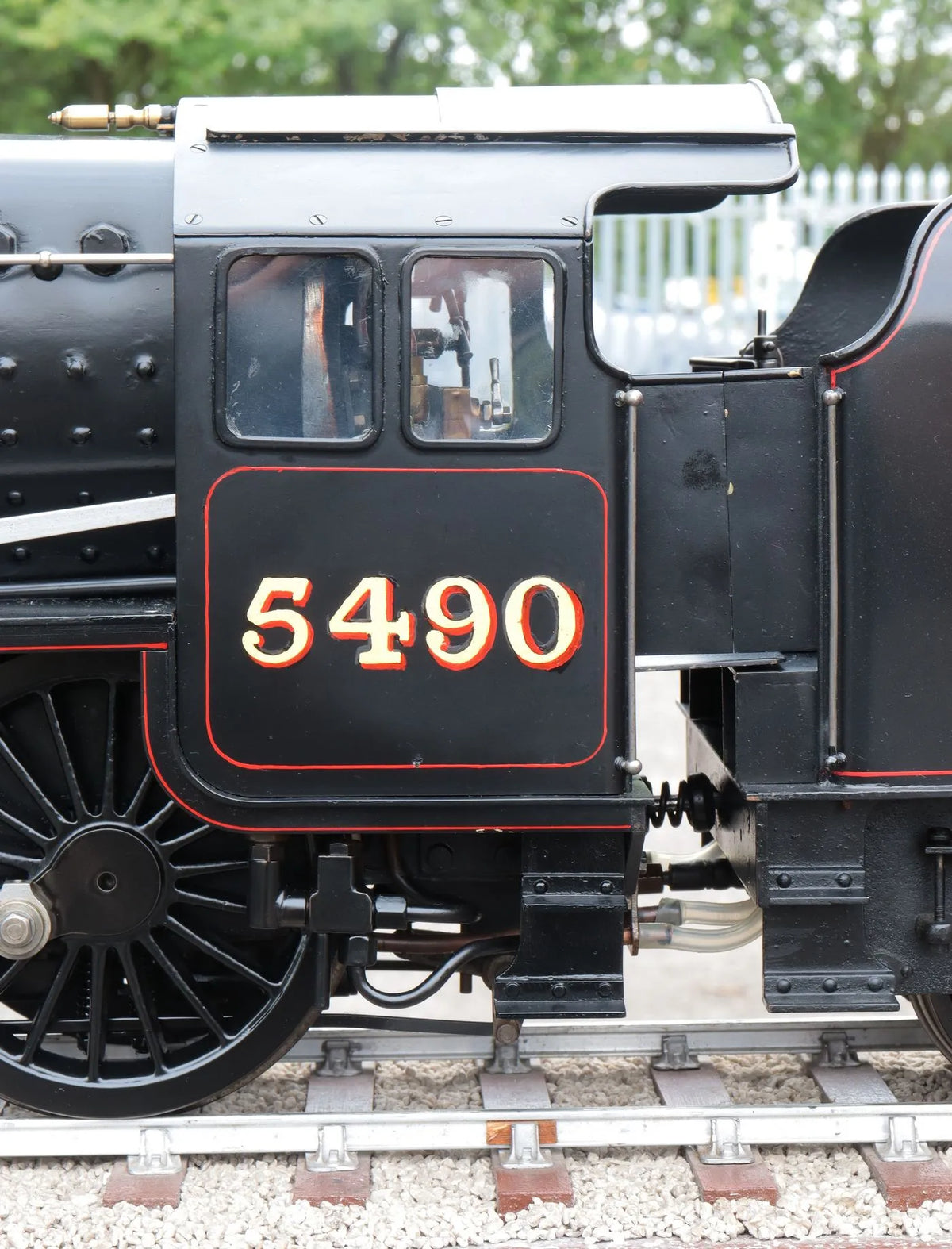 3 1/2 inch gauge LMS Black 5 4-6-0