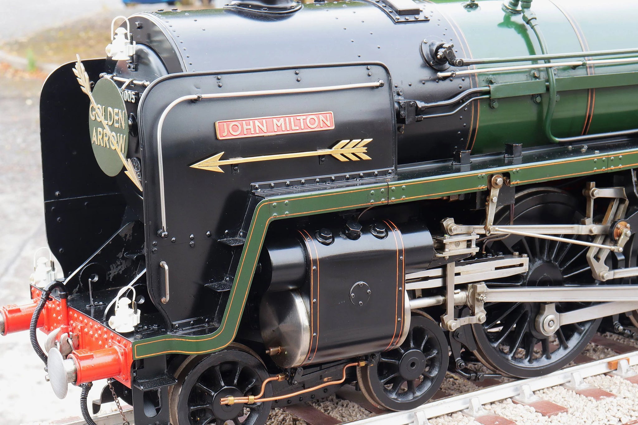 3 1/2 inch gauge BR Standard Class 7 No.70005 "John Milton"