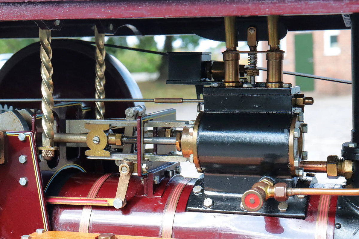 1 inch scale Maxwell Hemmens Showmans traction engine