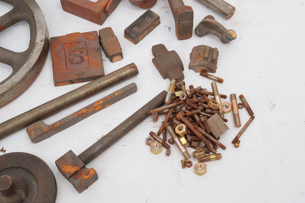 Stuart No.1 castings with construction book