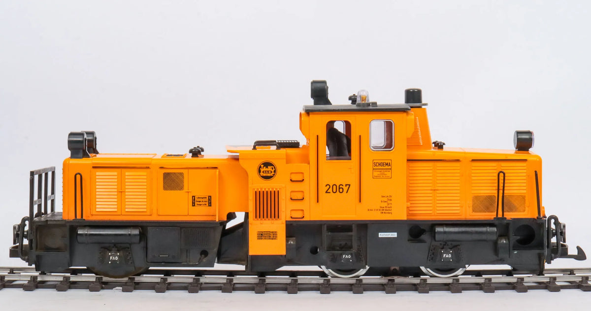 LGB 20670 Track cleaning locomotive 0-2-0+0-4-0