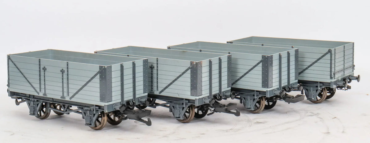 Four Bachmann 'Thomas and Friends' Wagons
