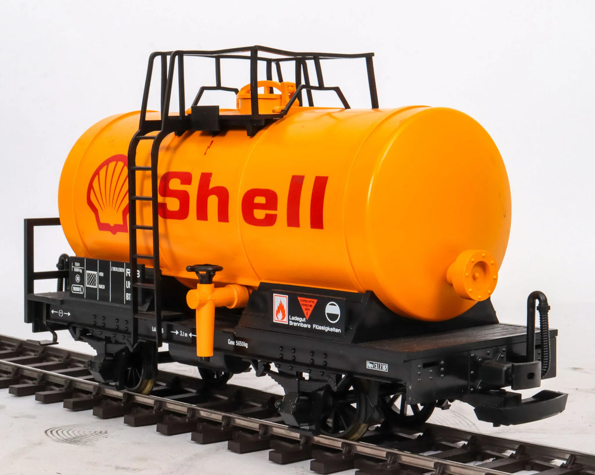 Pair of LGB Shell oil tanker wagons
