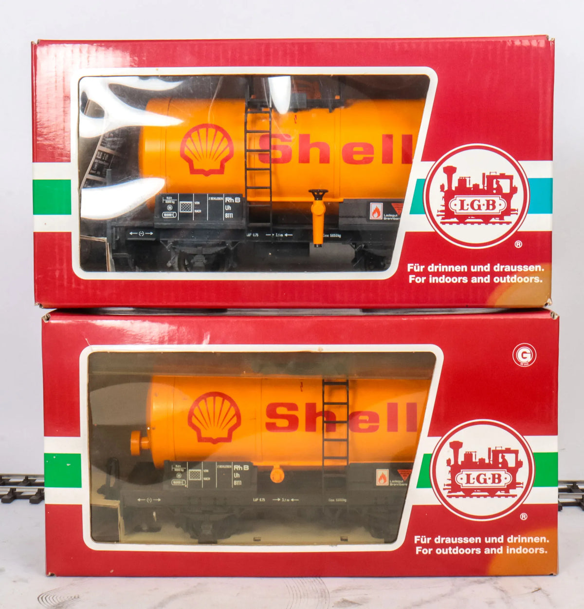 Pair of LGB Shell oil tanker wagons