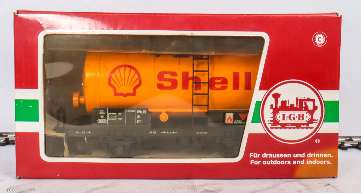 Pair of LGB Shell oil tanker wagons