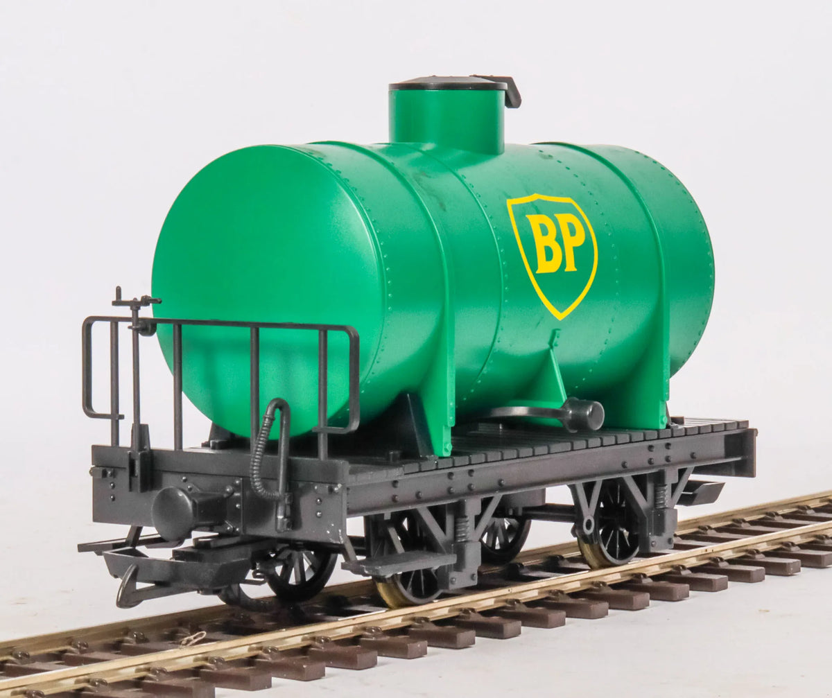 Pair of LGB BP oil tanker wagons