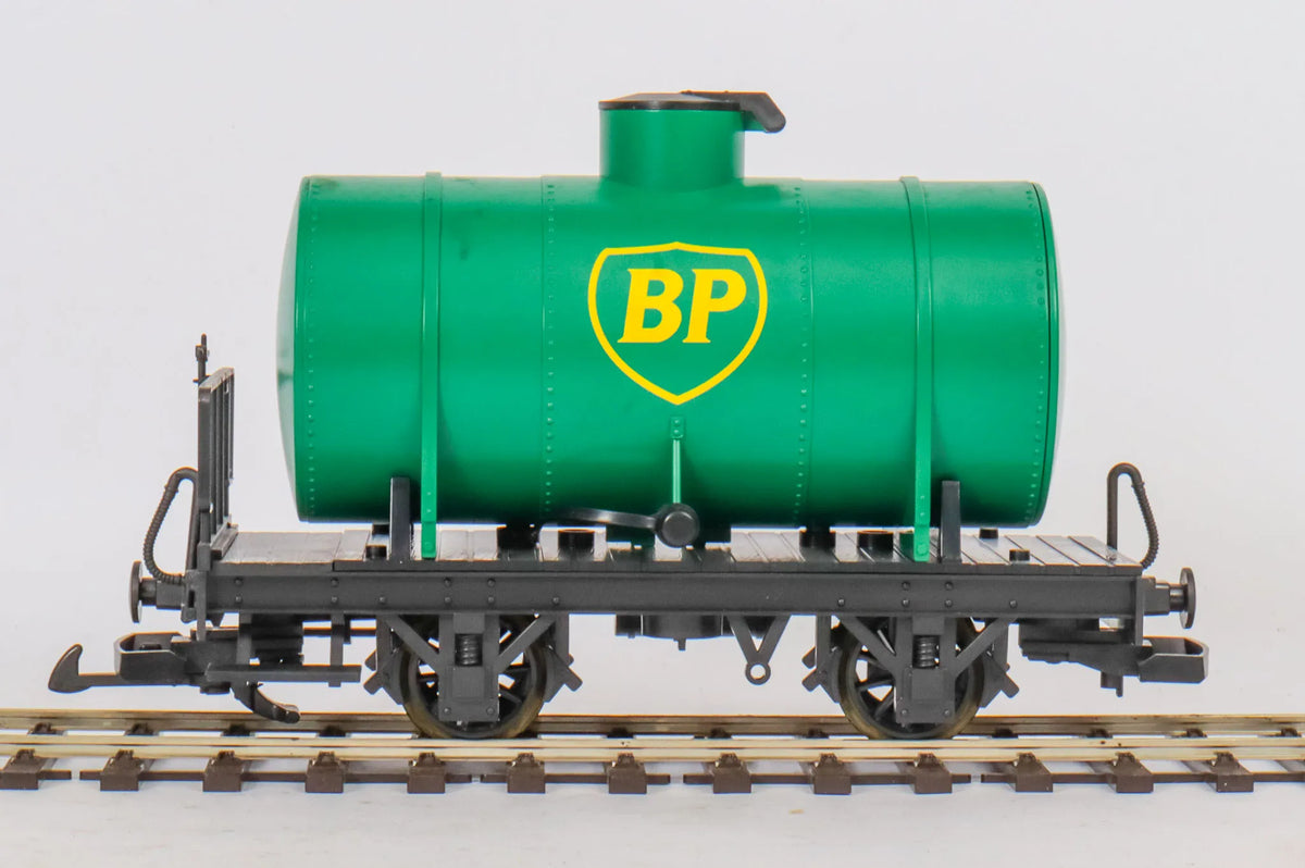 Pair of LGB BP oil tanker wagons