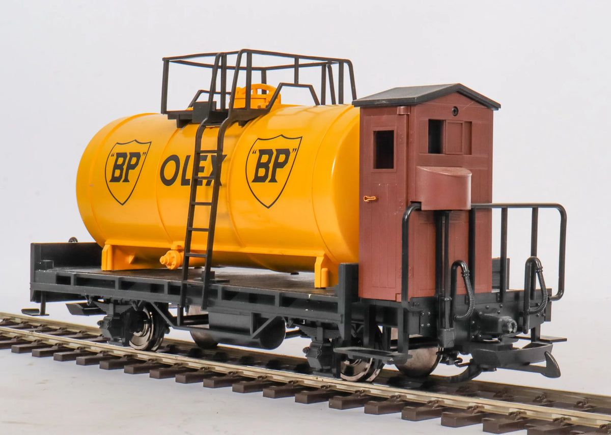 Pair of LGB BP oil tanker wagons