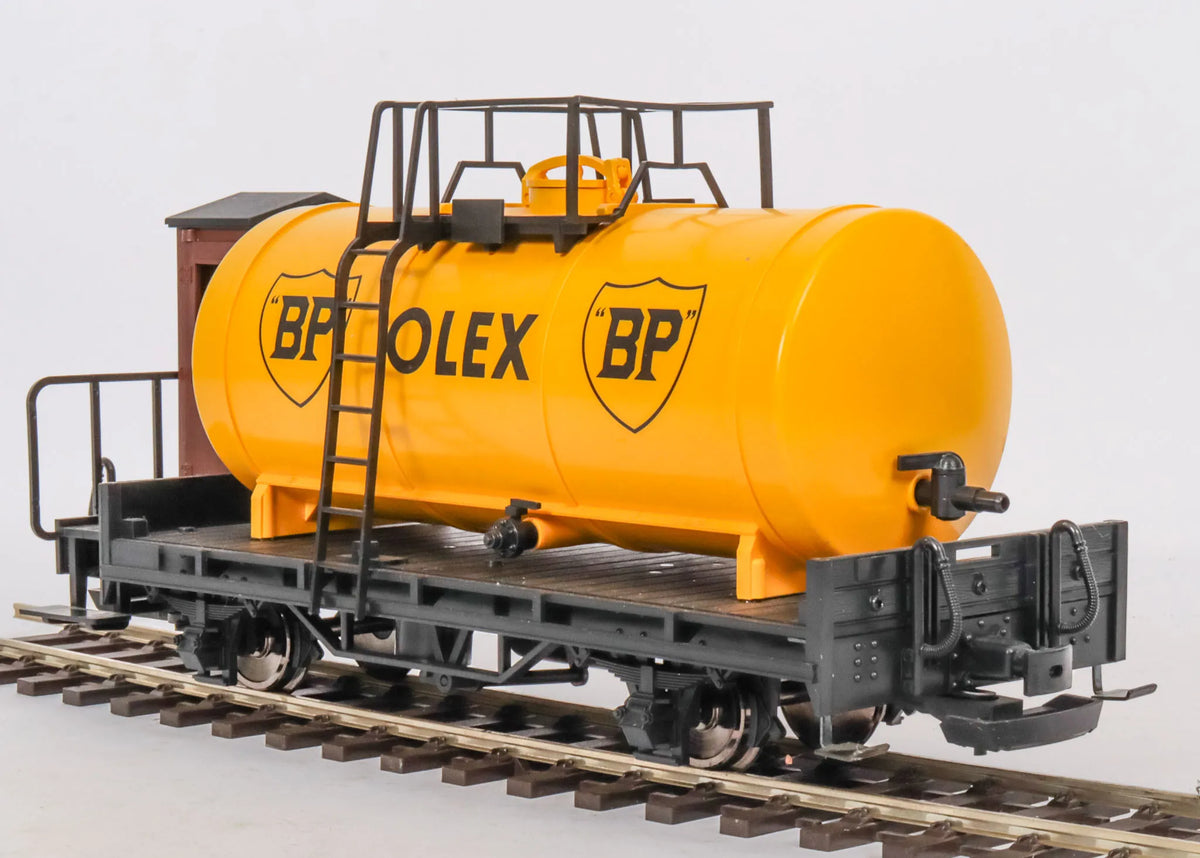 Pair of LGB BP oil tanker wagons