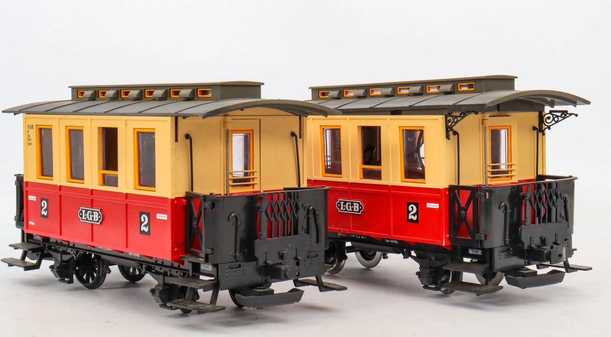Pair of LGB 3011 2nd class cars