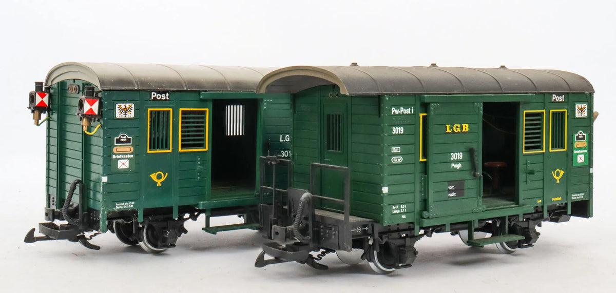 Pair of LGB 3019 Postal cars