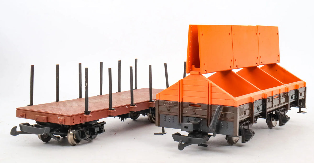 Pair of 45mm gauge wagons