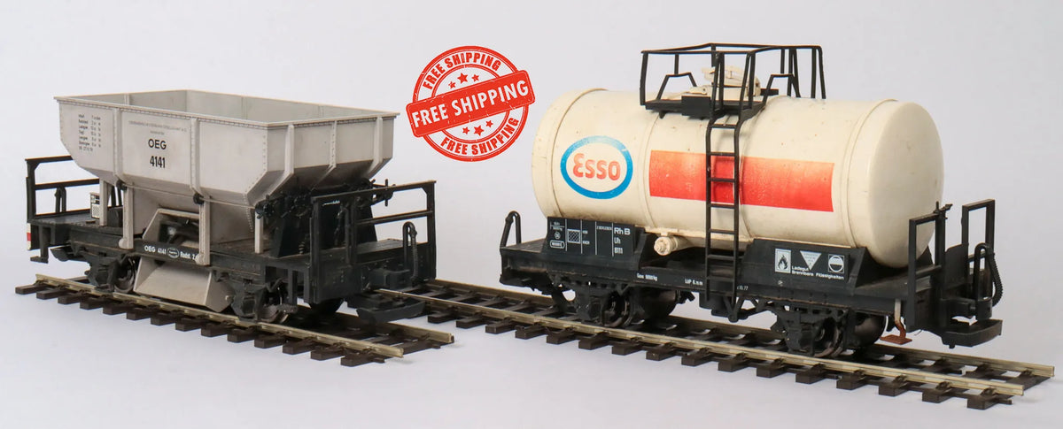 Pair of 45mm gauge wagons