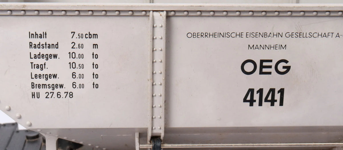 Pair of 45mm gauge wagons