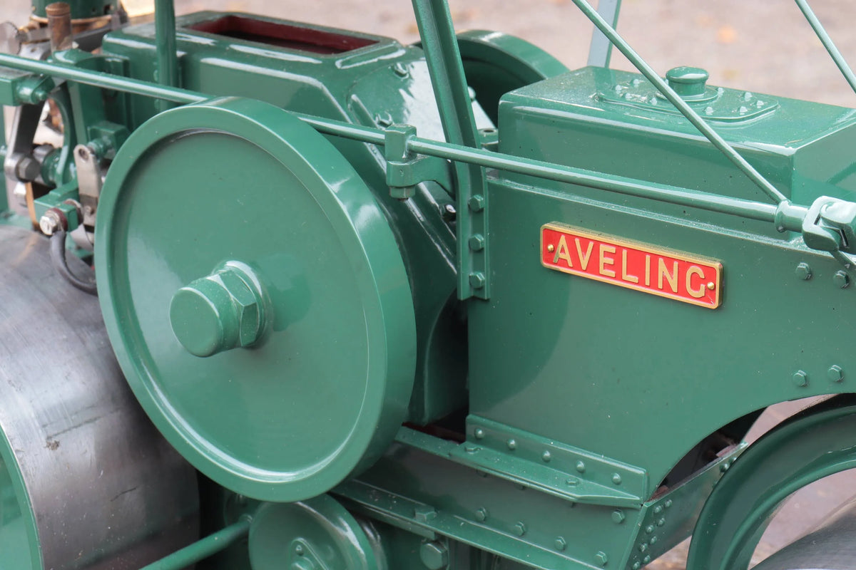 1 1/2 inch scale Aveling DX roller