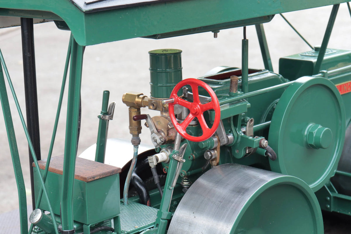 1 1/2 inch scale Aveling DX roller