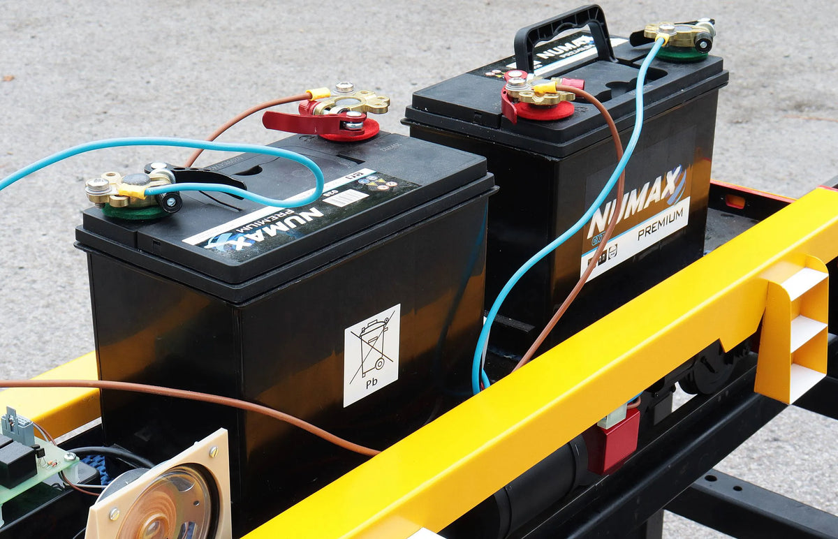 5 inch narrow gauge Baldwin battery-electric