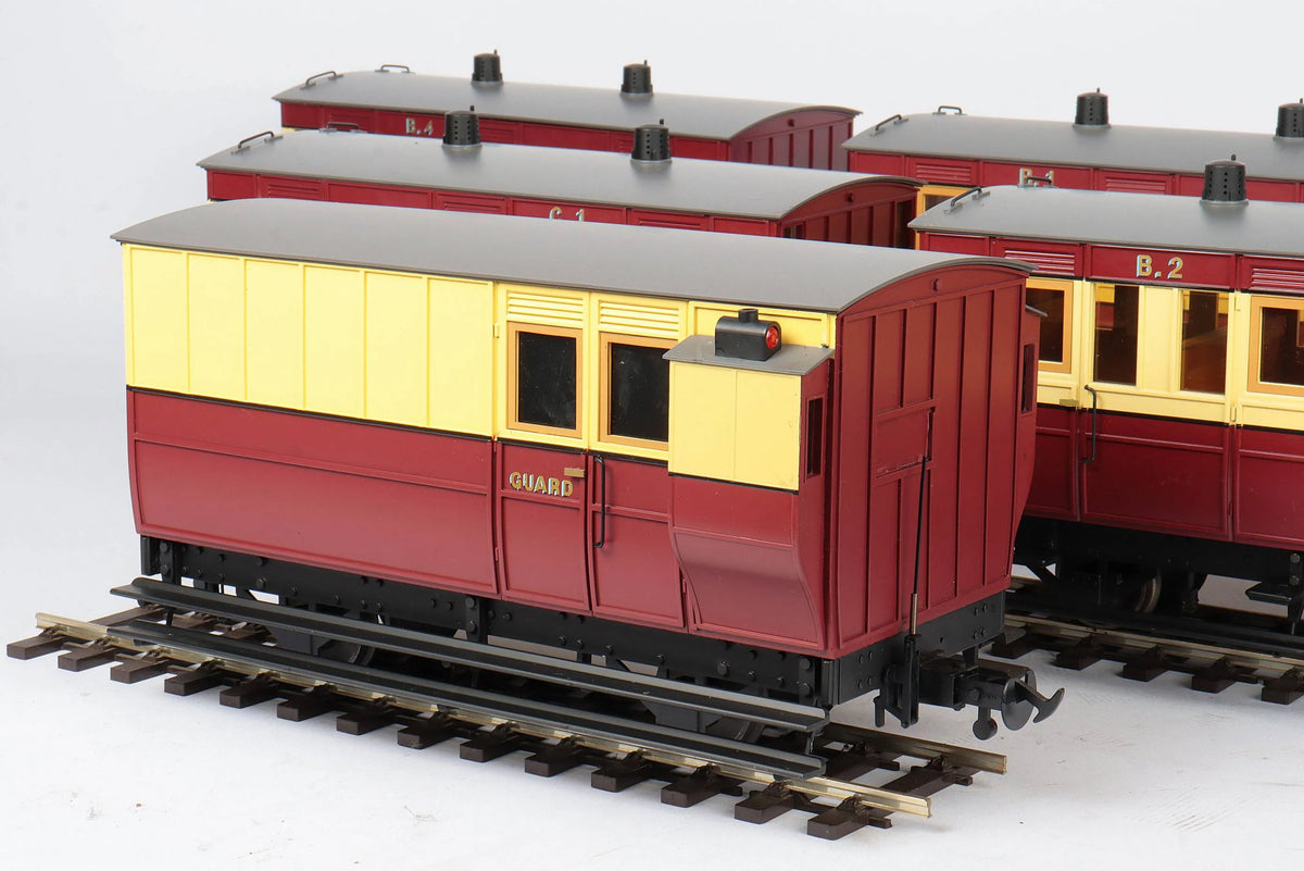 Rake of six 45mm gauge Isle of Man coaches