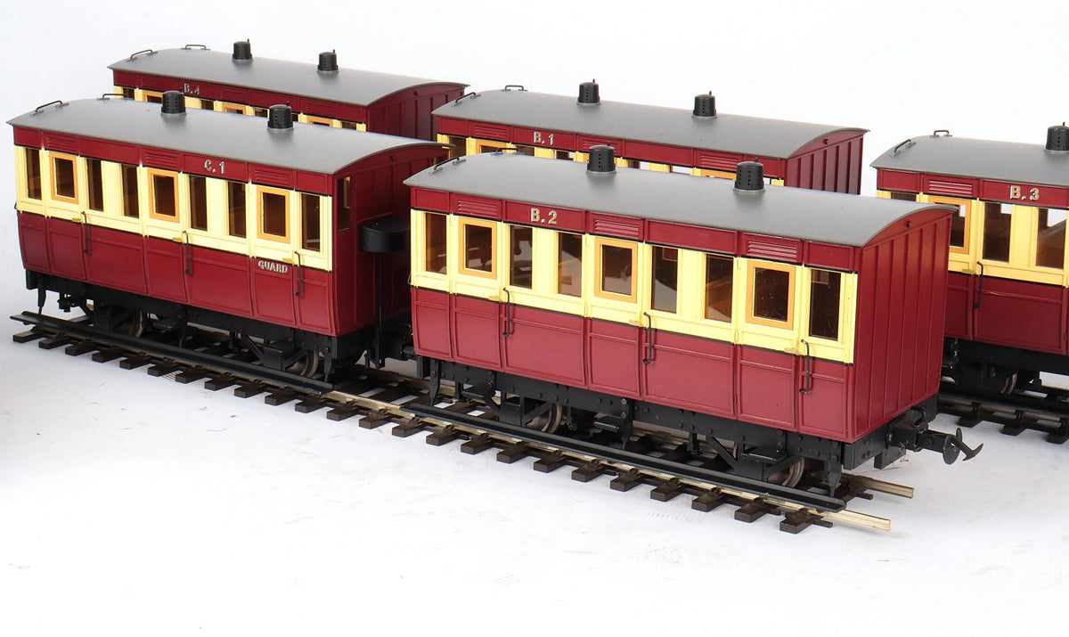 Rake of six 45mm gauge Isle of Man coaches