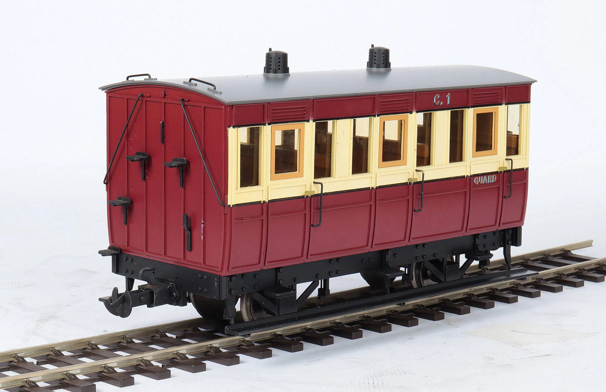 Rake of six 45mm gauge Isle of Man coaches