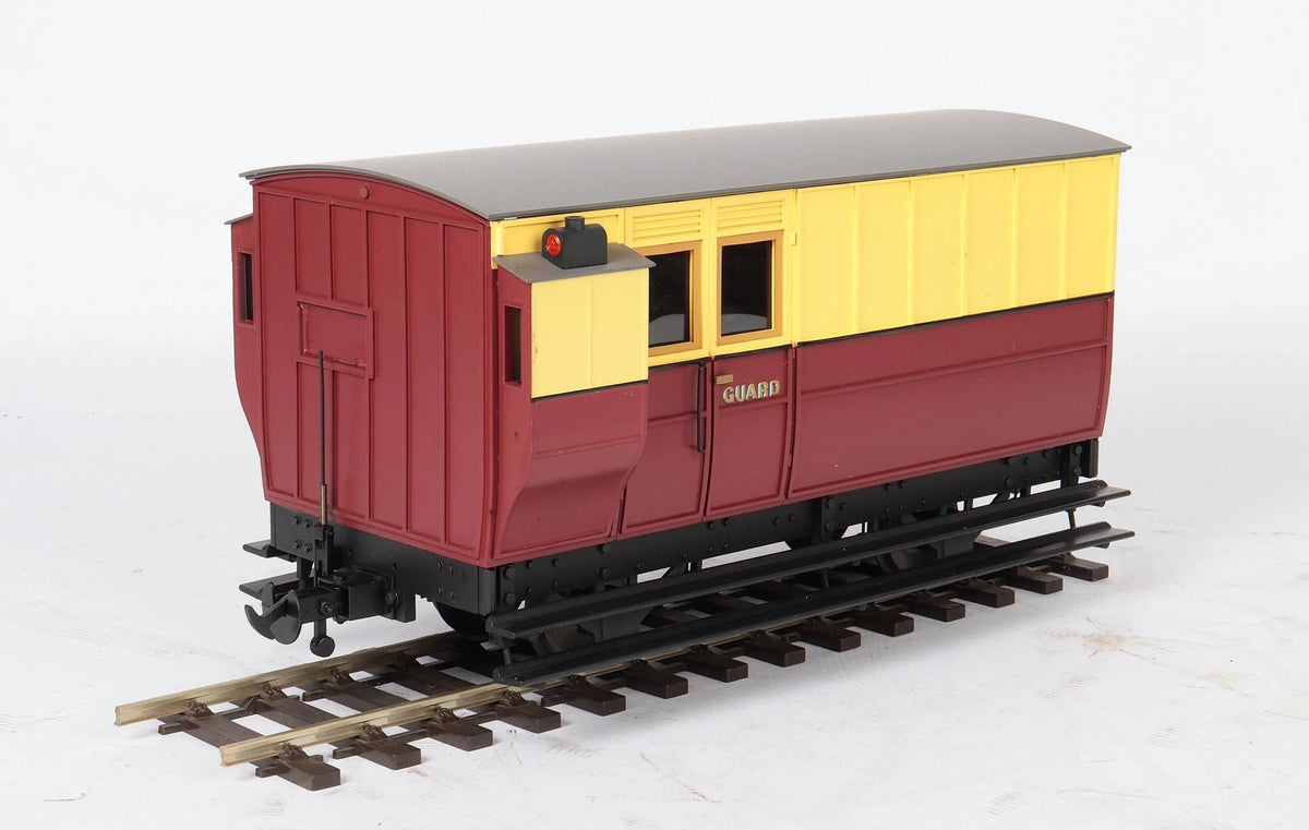 Rake of six 45mm gauge Isle of Man coaches