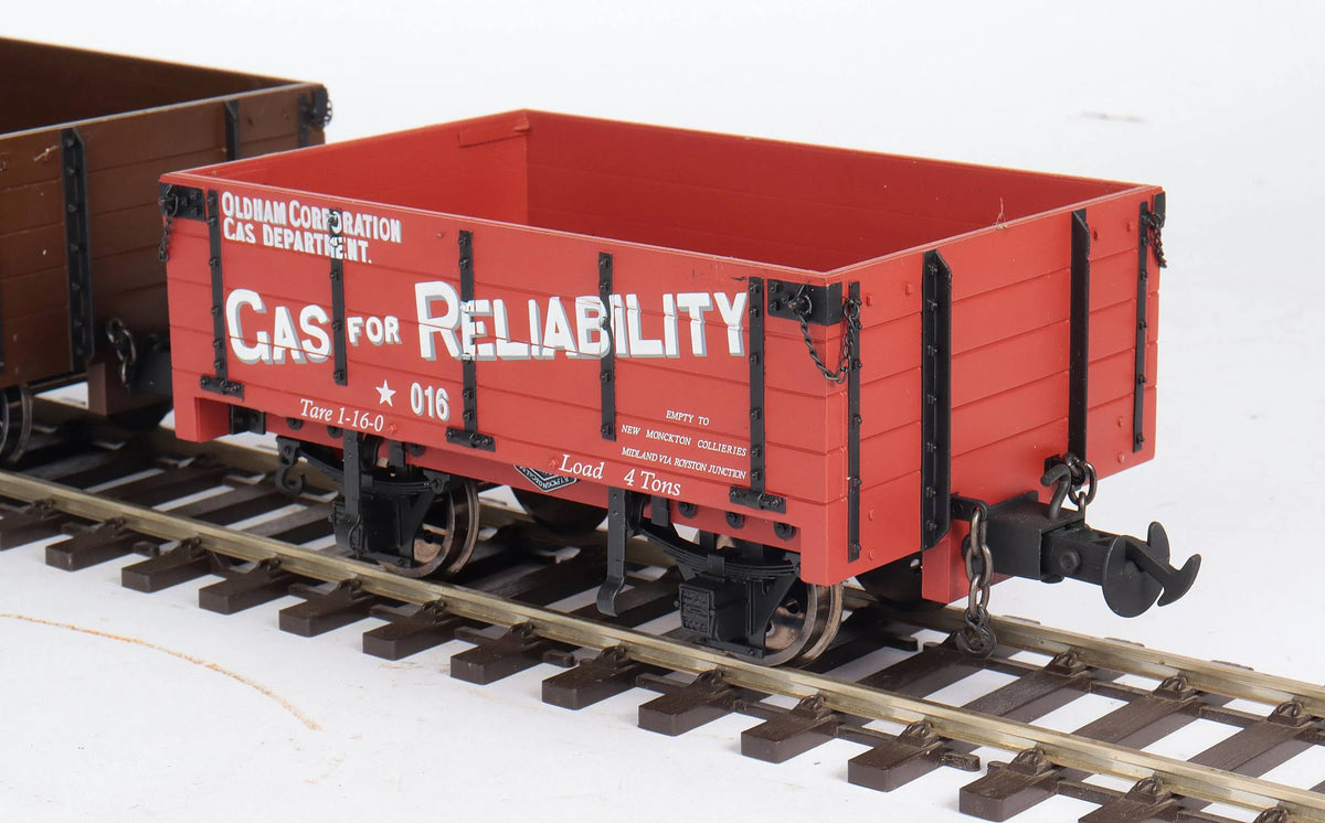 Pair of 45mm gauge private owner open wagons