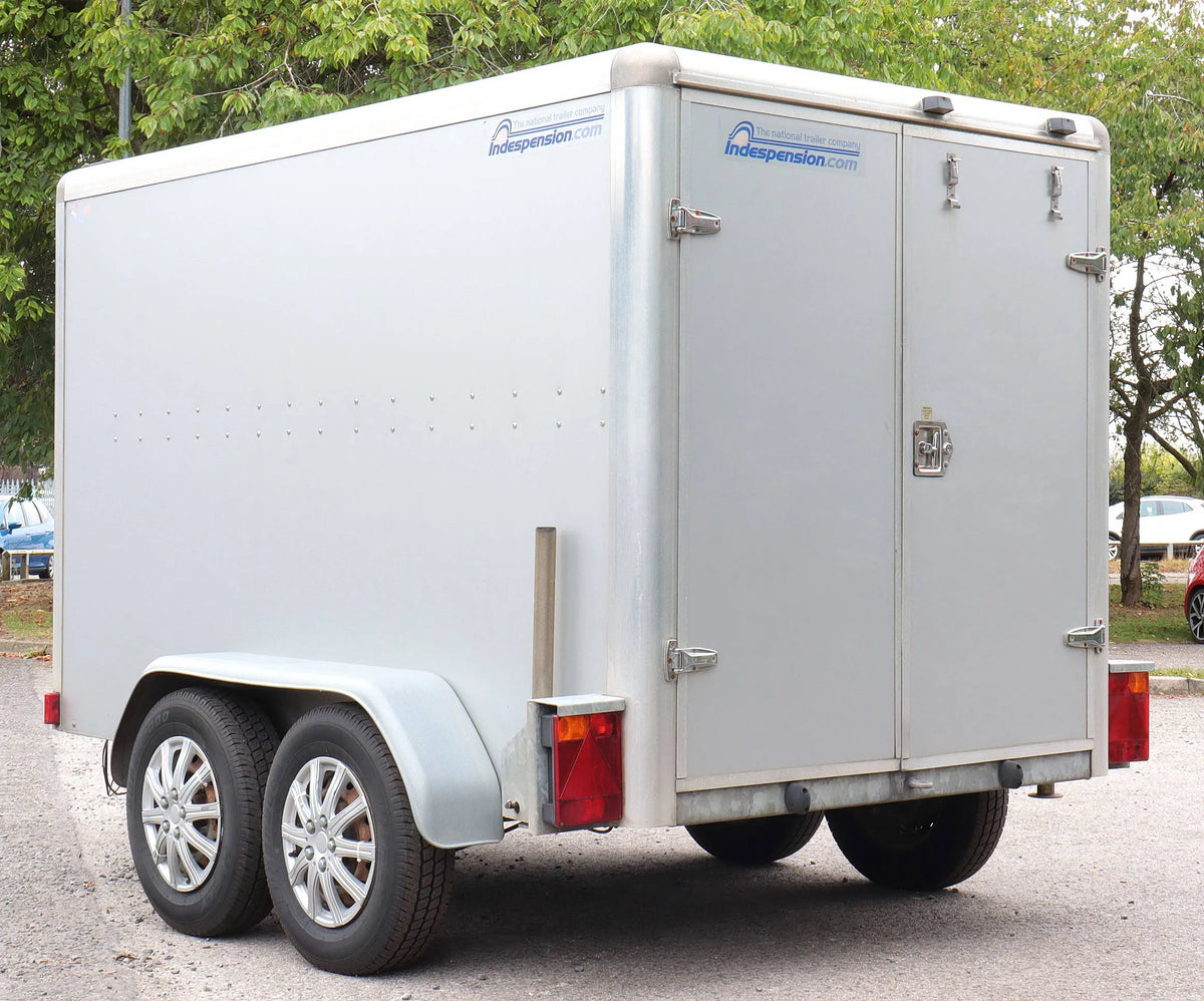 Indespension twin axle box trailer