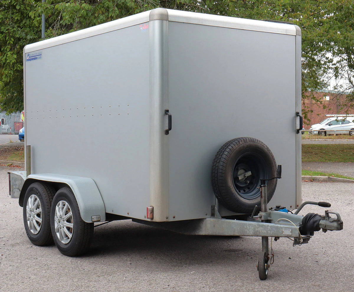 Indespension twin axle box trailer