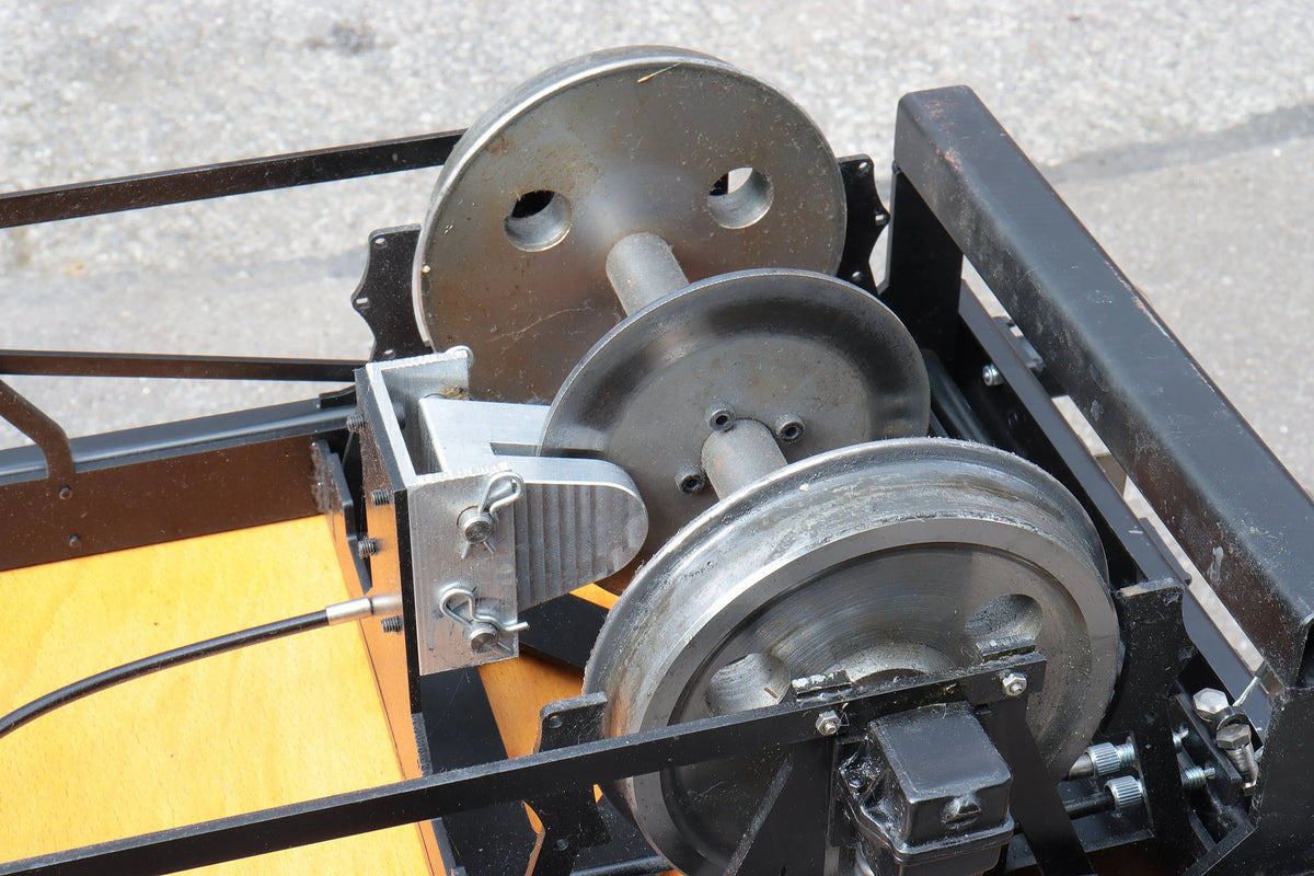 7 1/4 inch gauge 7-plank braked driving truck