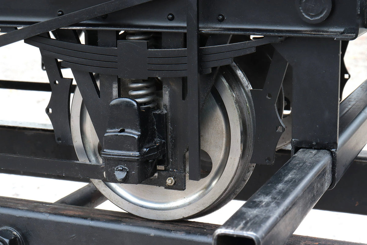7 1/4 inch gauge 7-plank braked driving truck