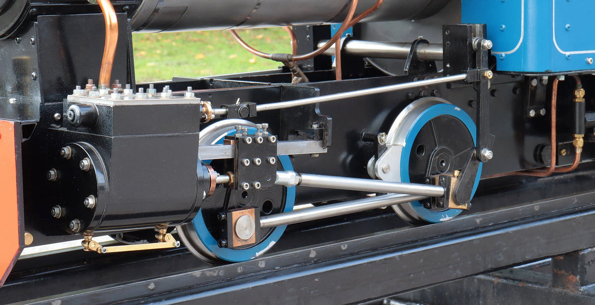 5 inch gauge "Sweet Pea" 0-4-0T with tender