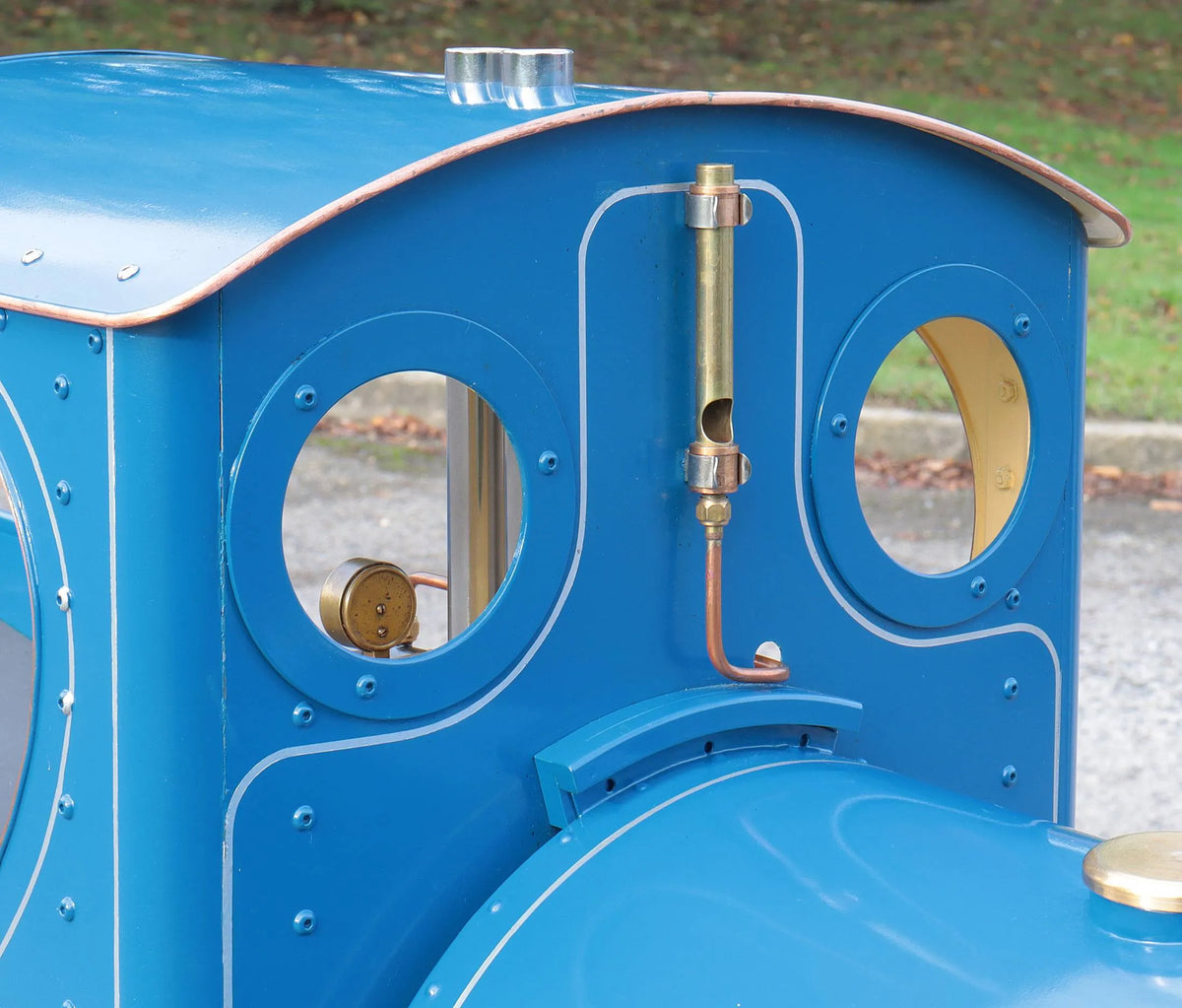 5 inch gauge "Sweet Pea" 0-4-0T with tender