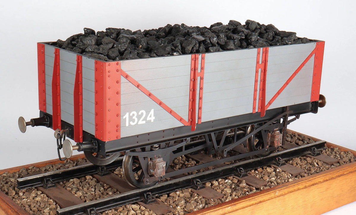 5 inch gauge 7 plank wagon