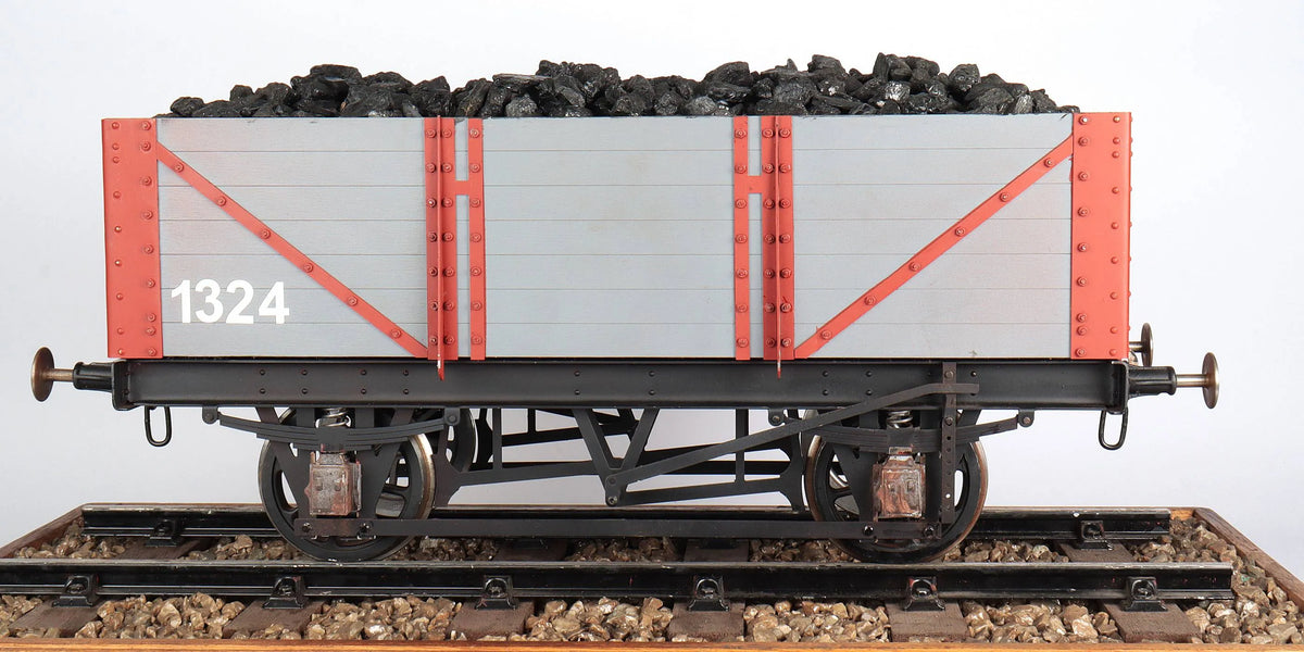 5 inch gauge 7 plank wagon