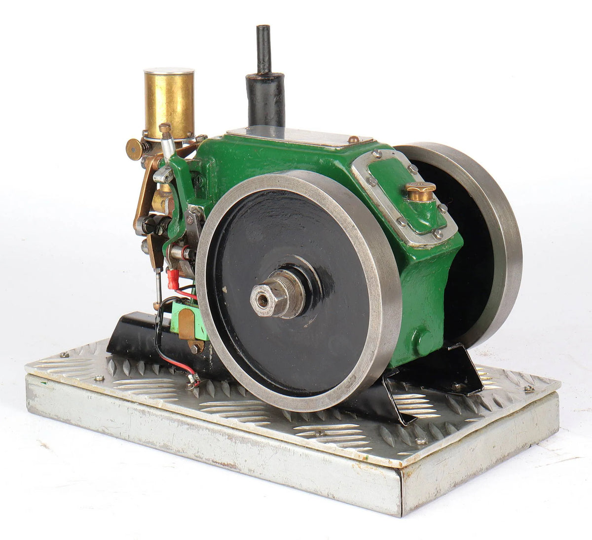 Hopper cooled side shaft engine
