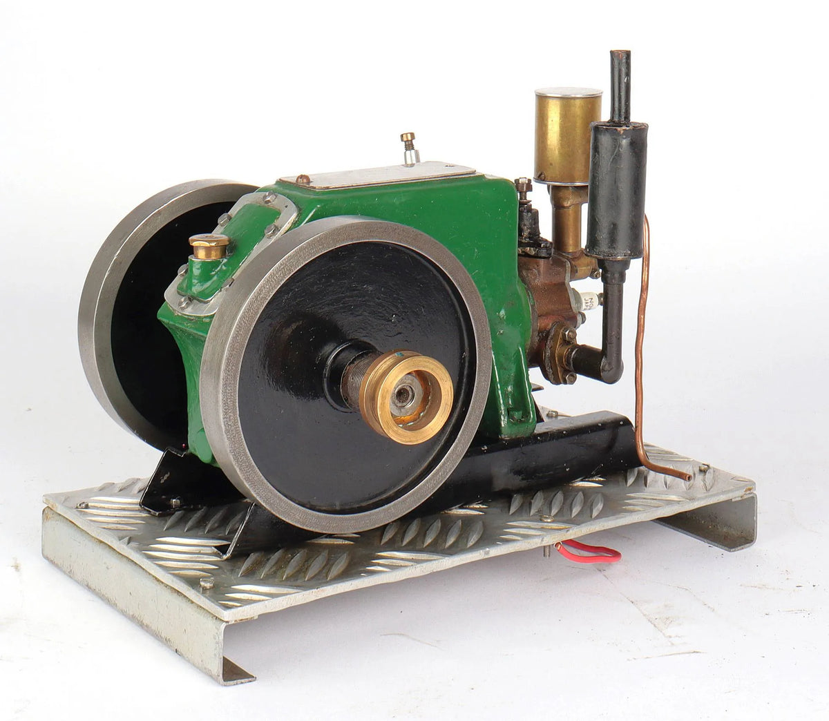 Hopper cooled side shaft engine