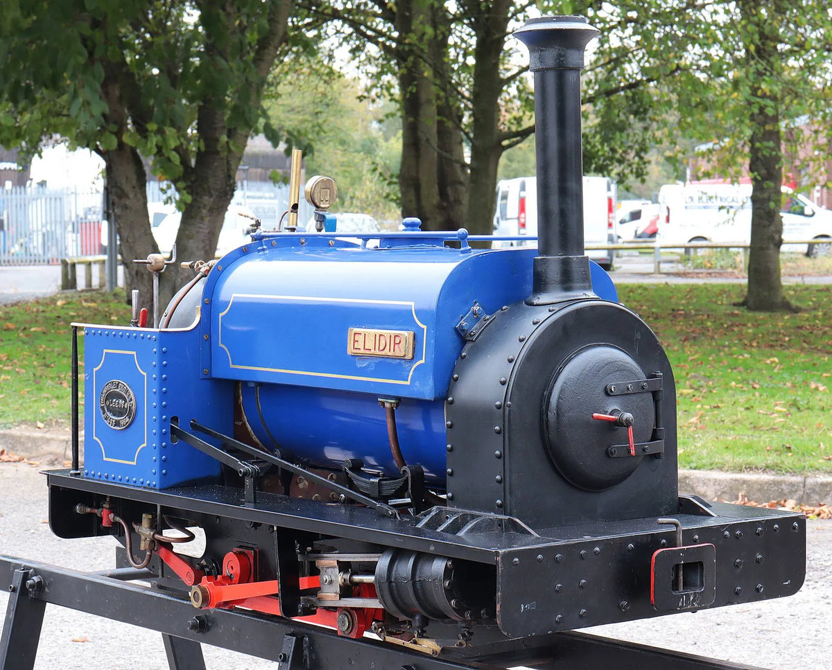 7 1/4 inch narrow gauge Hunslet 0-4-0ST with tender