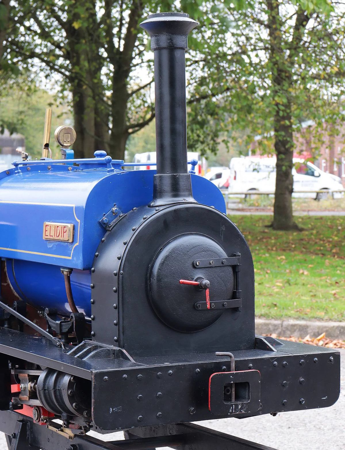 7 1/4 inch narrow gauge Hunslet 0-4-0ST with tender
