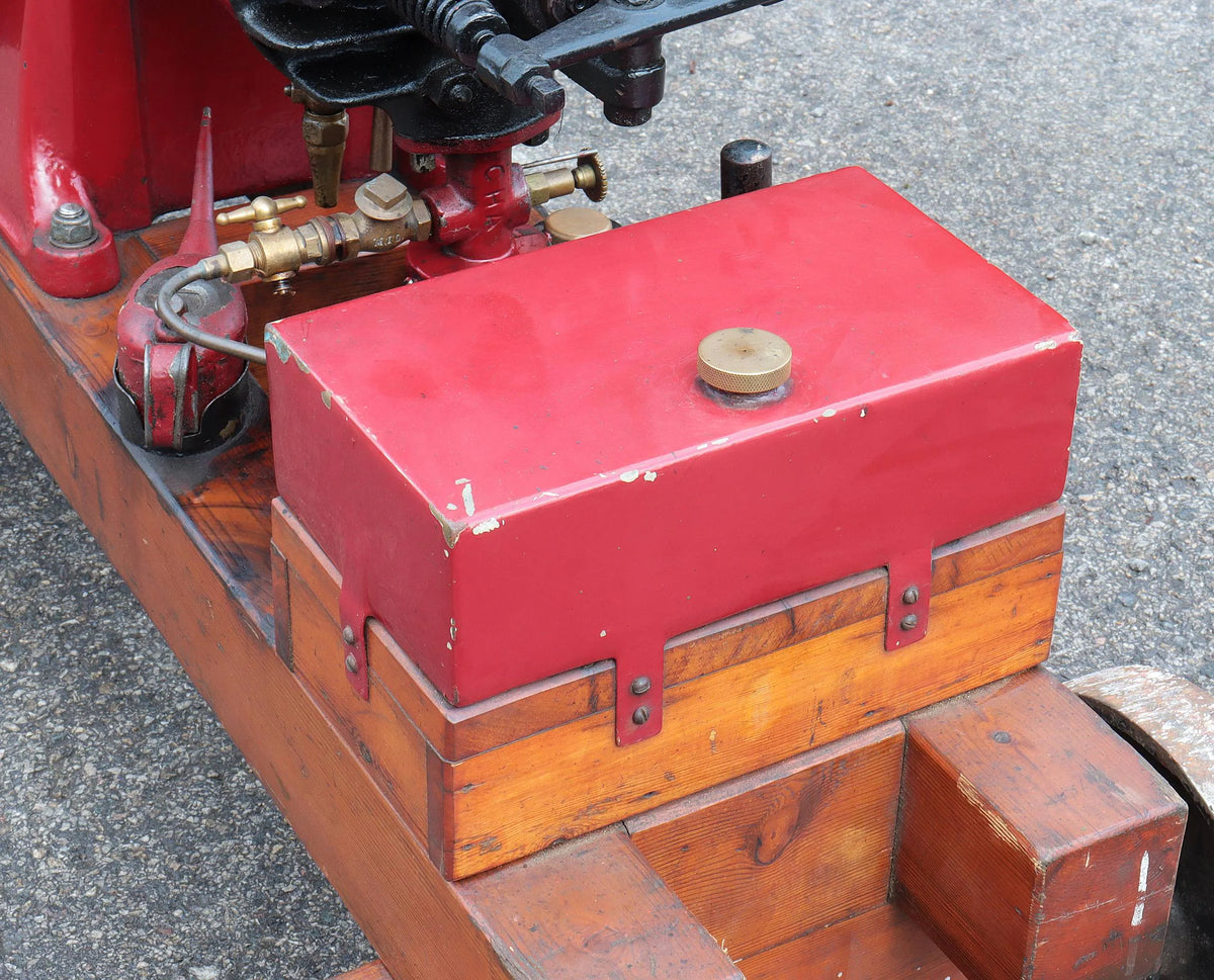 Amanco "Hired Man" 2 1/4hp hit and miss engine