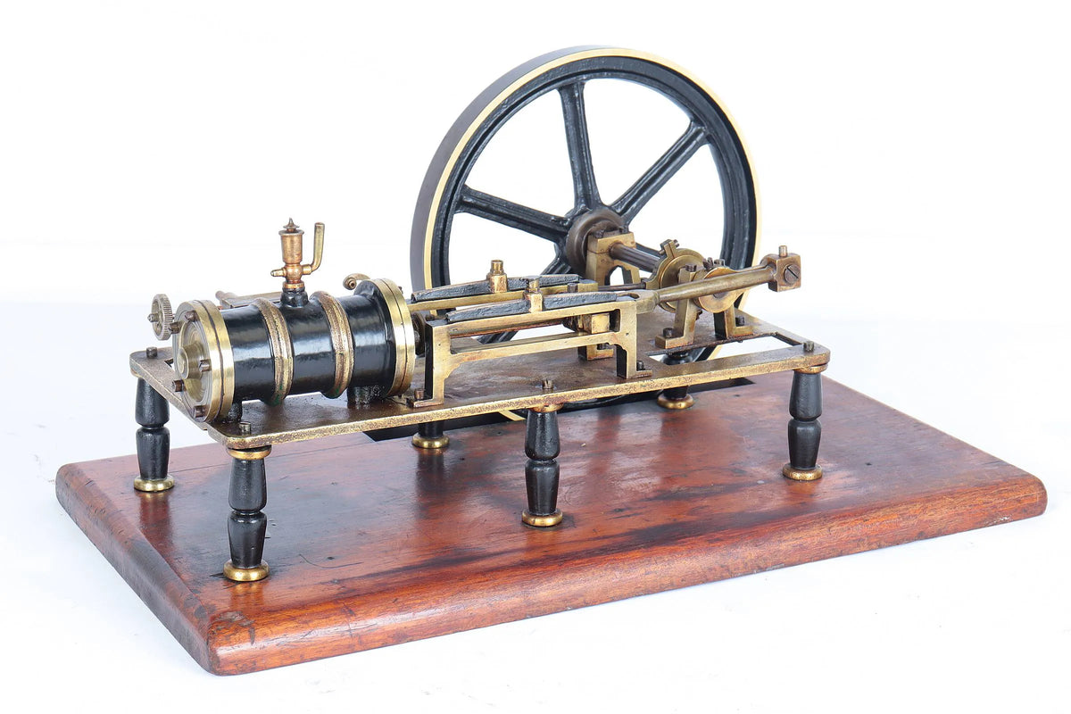 Vintage horizontal engine